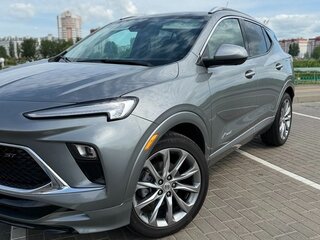 2023 Buick Encore GX I Рестайлинг, серебристый, 1860000 рублей, вид 1