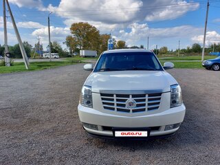 2011 Cadillac Escalade III, белый, 2300000 рублей, вид 1