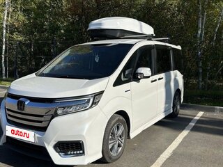 2019 Honda Stepwgn Spada V Рестайлинг, белый, 2350000 рублей, вид 1