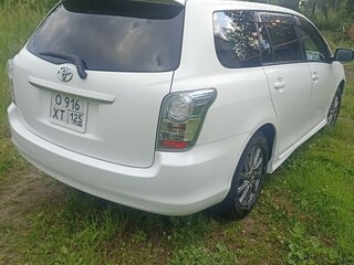 2011 Toyota Corolla Axio X (E140, E150) Рестайлинг, белый, 1000000 рублей, вид 4