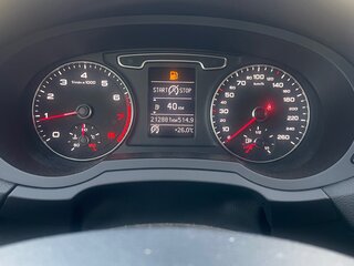 2013 Audi Q3 I (8U), чёрный, 1700000 рублей, вид 5