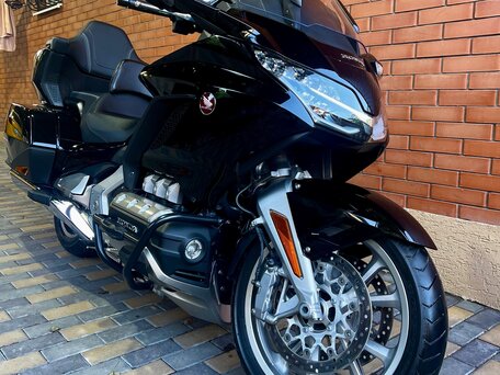 2018 Honda GL 1800 Gold Wing, чёрный, 2150000 рублей, вид 3
