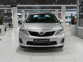 2011 Toyota Corolla X (E140, E150) Рестайлинг, серебристый, 845000 рублей, вид 3