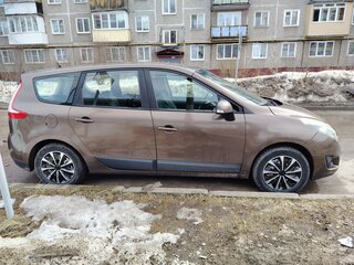 2009 Renault Scenic Grand III, коричневый, 535000 рублей, вид 4