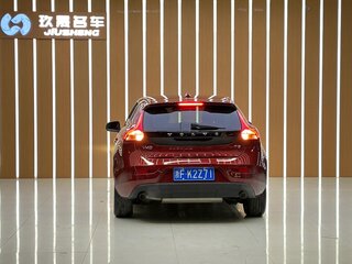 2018 Volvo V40 II Рестайлинг, красный, 1460000 рублей, вид 5
