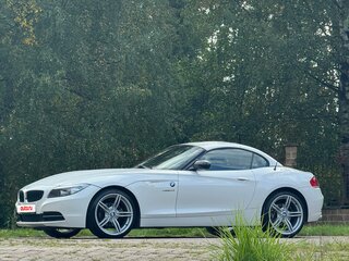 2012 BMW Z4 20i II (E89), белый, 3100000 рублей, вид 1