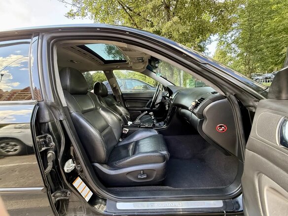 2004 Subaru Legacy IV, чёрный, 750000 рублей - вид 9