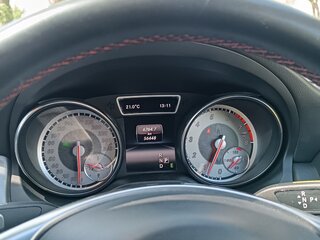 2015 Mercedes-Benz CLA 180 I (C117, X117), красный, 1650000 рублей, вид 3