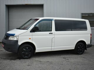 Volkswagen Caravelle SWB T5