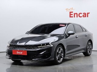 2022 Kia K5 III, чёрный, 2340000 рублей, вид 1