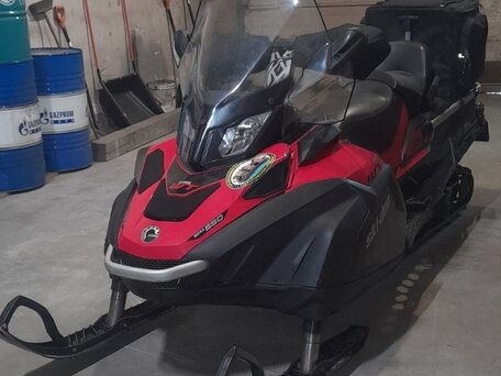 2019 BRP Ski-Doo Skandic 550, красный, 1400000 рублей, вид 1
