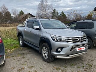 2016 Toyota Hilux VIII, серебристый, 2700000 рублей, вид 2