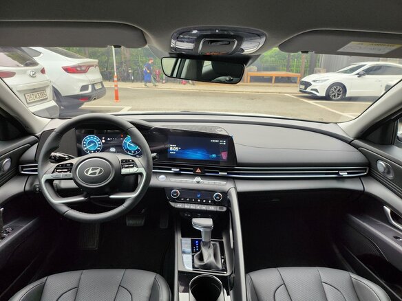2025 Hyundai Avante VII Рестайлинг, серый, 2780000 рублей - вид 9
