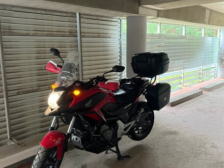 2012 Honda NC 700X, красный, 600000 рублей, вид 1