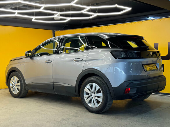 2020 Peugeot 3008 II Рестайлинг, серый, 1599000 рублей - вид 6