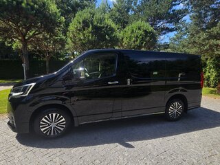 2022 Toyota HiAce H300, чёрный, 7300000 рублей, вид 5