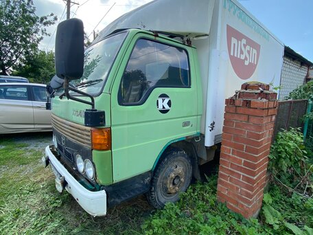 1991 Mazda Titan, зелёный, 420000 рублей, вид 4