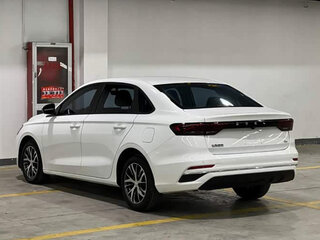 2022 Geely Emgrand II, белый, 1100000 рублей, вид 4