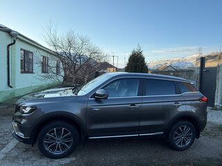2023 Geely Atlas Pro, серый, 2150000 рублей, вид 2