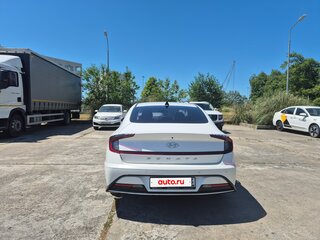 2021 Hyundai Sonata VIII (DN8), белый, 1750000 рублей, вид 3