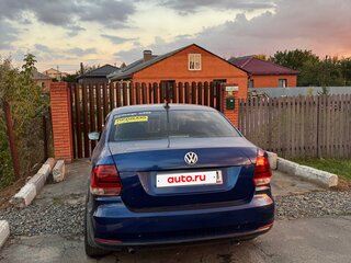 2018 Volkswagen Polo V Рестайлинг, синий, 580000 рублей, вид 3