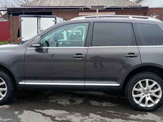 2008 Volkswagen Touareg I Рестайлинг, чёрный, 1250000 рублей, вид 2