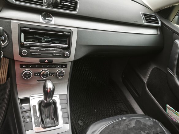 2012 Volkswagen Passat B7, коричневый, 960000 рублей - вид 8