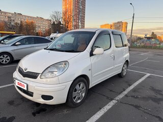 2003 Toyota FunCargo, белый, 570000 рублей, вид 1