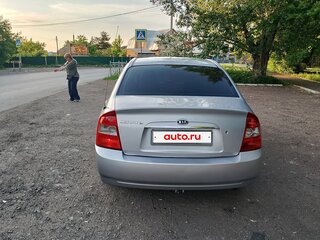 2004 Kia Cerato I, серебристый, 300000 рублей, вид 4