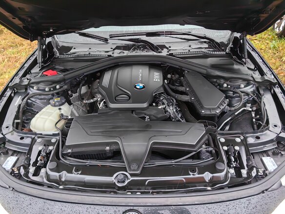 2015 BMW 3 серии 320d xDrive VI (F3x) Рестайлинг, чёрный, 3000000 рублей - вид 6