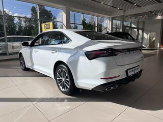 2024 Geely Preface I, белый, 3329990 рублей, вид 4