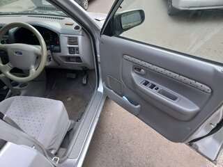 2002 Ford Festiva III, серебристый, 225000 рублей, вид 5