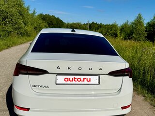 2021 Skoda Octavia IV (A8), белый, 1765000 рублей, вид 5