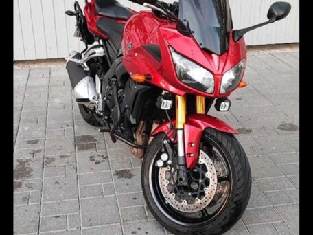 2006 Yamaha FZ1, красный, 440000 рублей, вид 1