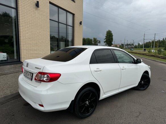 2013 Toyota Corolla X (E140, E150) Рестайлинг, белый, 790000 рублей - вид 9