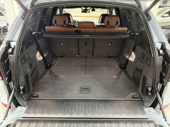 2025 BMW X5 30d IV (G05/G18) Рестайлинг, серый - вид 7