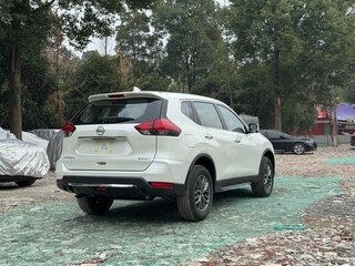 2025 Nissan X-Trail III Рестайлинг 2, белый, 2500000 рублей, вид 5