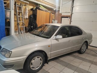1998 Toyota Vista IV (V40), серебристый, 400000 рублей, вид 2