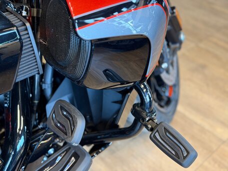 2026 Harley-Davidson CVO Street Glide Limited, оранжевый, 6950000 рублей, вид 5