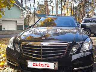 2011 Mercedes-Benz E-Класс 200 7G-Tronic IV (W212, S212, C207), чёрный, 1250000 рублей, вид 1