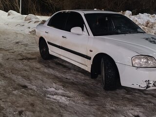 2004 Kia Magentis I Рестайлинг, белый, 335000 рублей, вид 2
