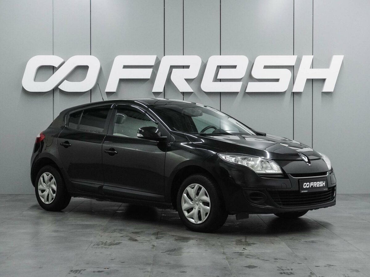 Открыть фотографии: Renault Megane III Рестайлинг 2