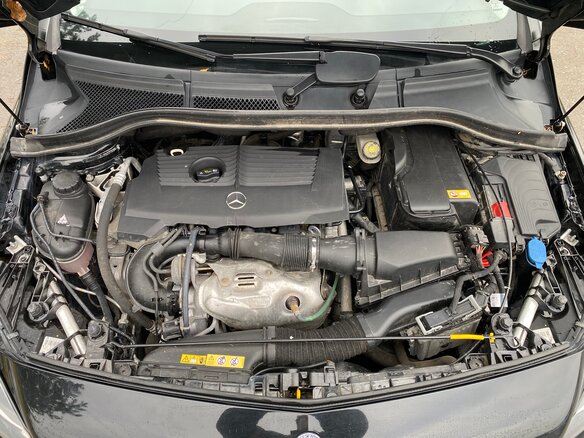 2015 Mercedes-Benz B-Класс 180 II (W246) Рестайлинг, чёрный, 1500000 рублей - вид 7