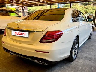 2017 Mercedes-Benz E-Класс 400 V (W213, S213, C238), белый, 4750000 рублей, вид 5