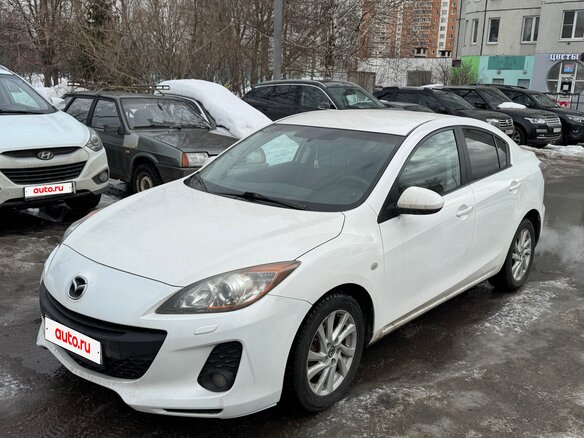 2011 Mazda 3 II (BL) Рестайлинг, белый - вид 2