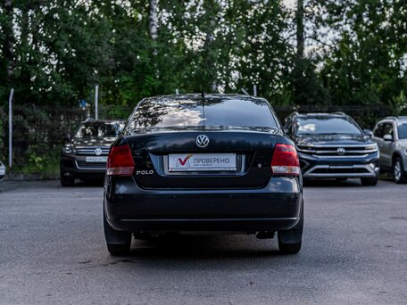 2011 Volkswagen Polo V, чёрный, 455000 рублей, вид 4