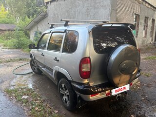 2005 Chevrolet Niva I, серебристый, 280000 рублей, вид 2