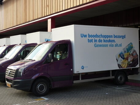 2008 Volkswagen Crafter, фиолетовый, 1150000 рублей, вид 2