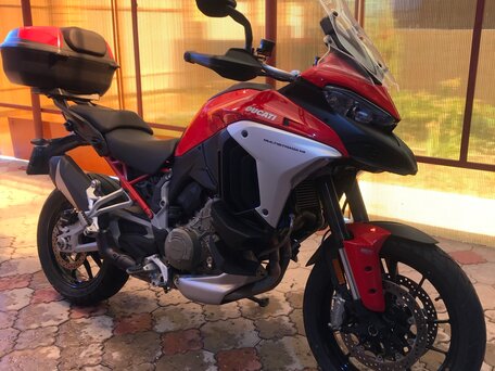 2021 Ducati Multistrada V4, красный, 1700000 рублей, вид 2