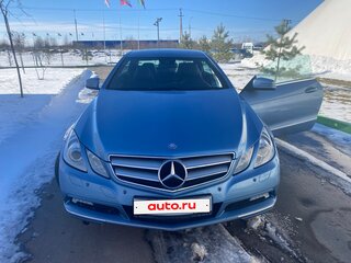 2010 Mercedes-Benz E-Класс 200 5G-Tronic IV (W212, S212, C207), голубой, 1170000 рублей, вид 3